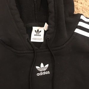 Women’s cropped addias sweatshirt